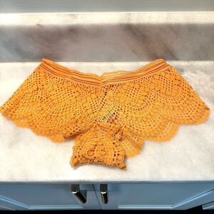 NWT Victoria's Secret Dream Angels Low rise Crochet Shortie Light Orange Small